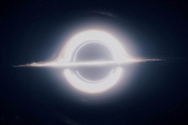 Interstellar_Black_Hole